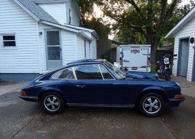 ST- 24412 1971 Porsche 911T coupe Blue (1) (1) (Large)